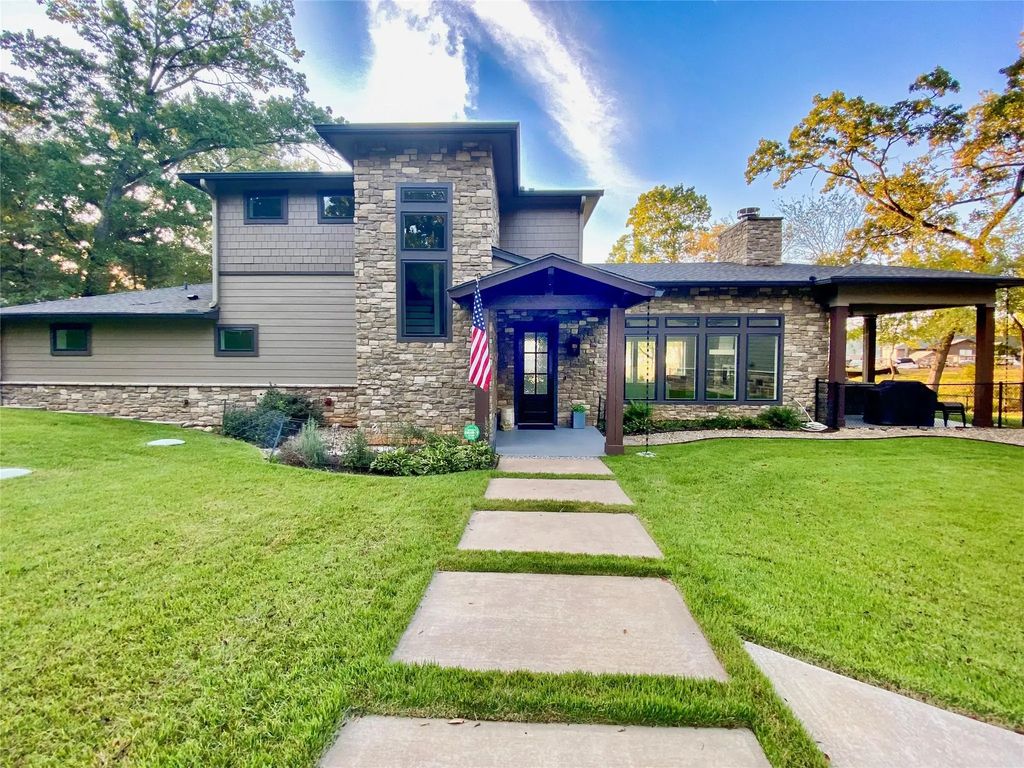 800 King Leonard Court, Scroggins