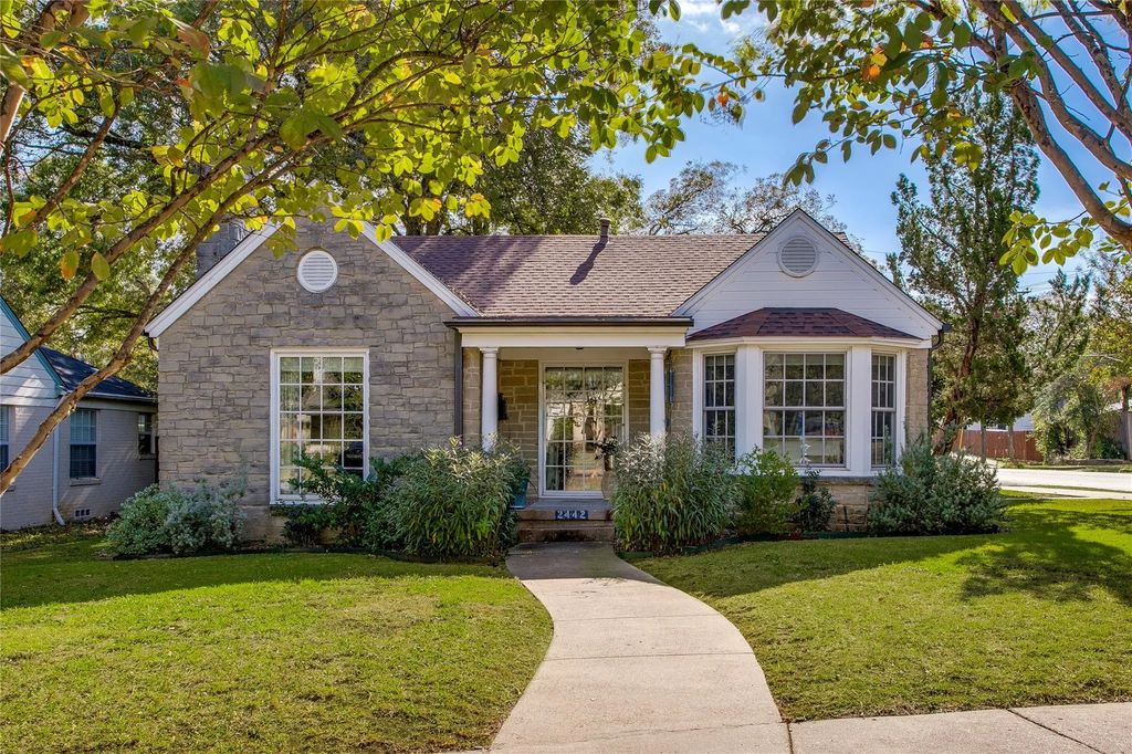 2442 Sunset Avenue, Dallas