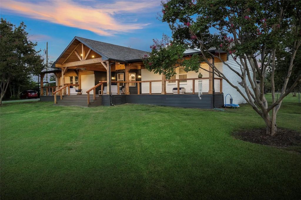 410 Water Street, Seagoville