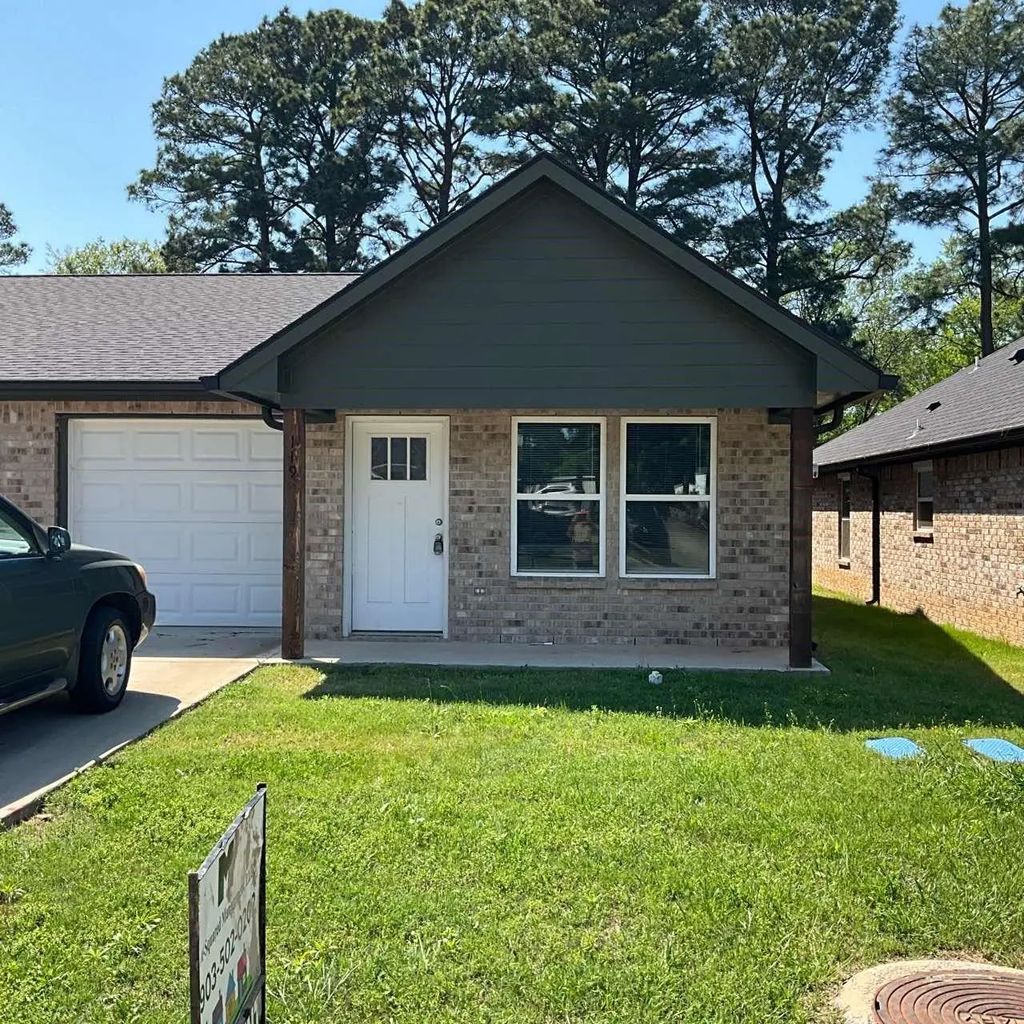 119 Isabella Street, Mineola