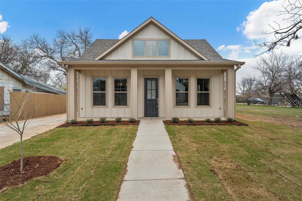 529 N 10th Street, Waco