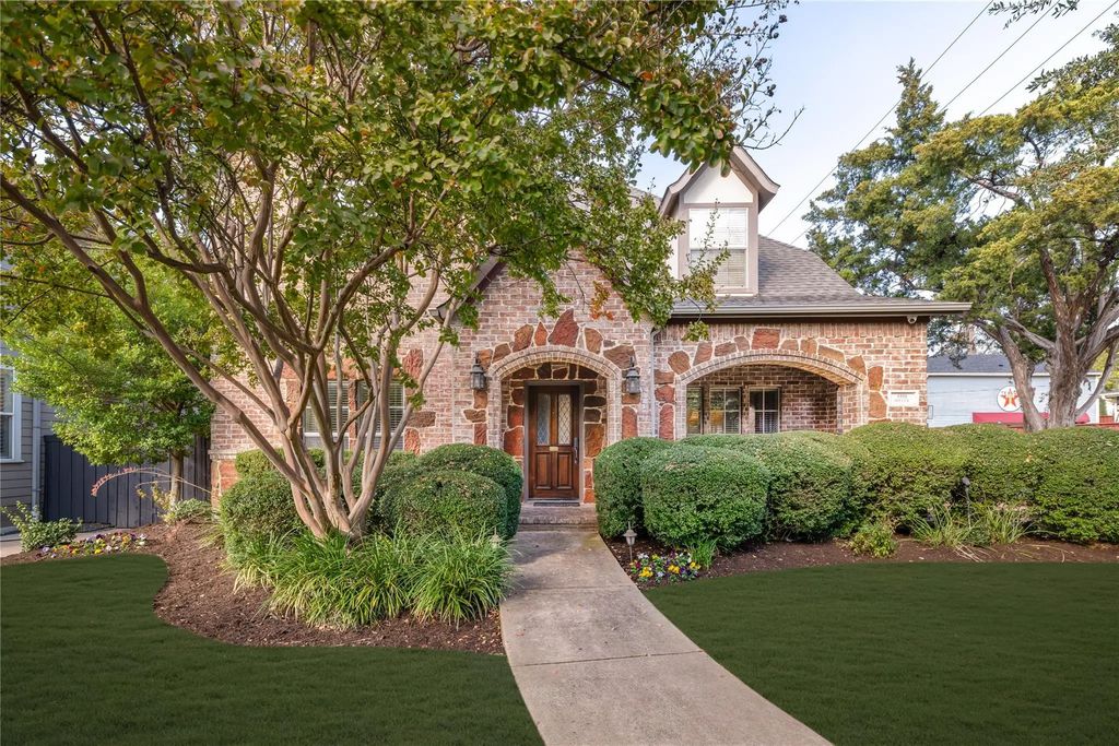 5551 Miller Avenue, Dallas