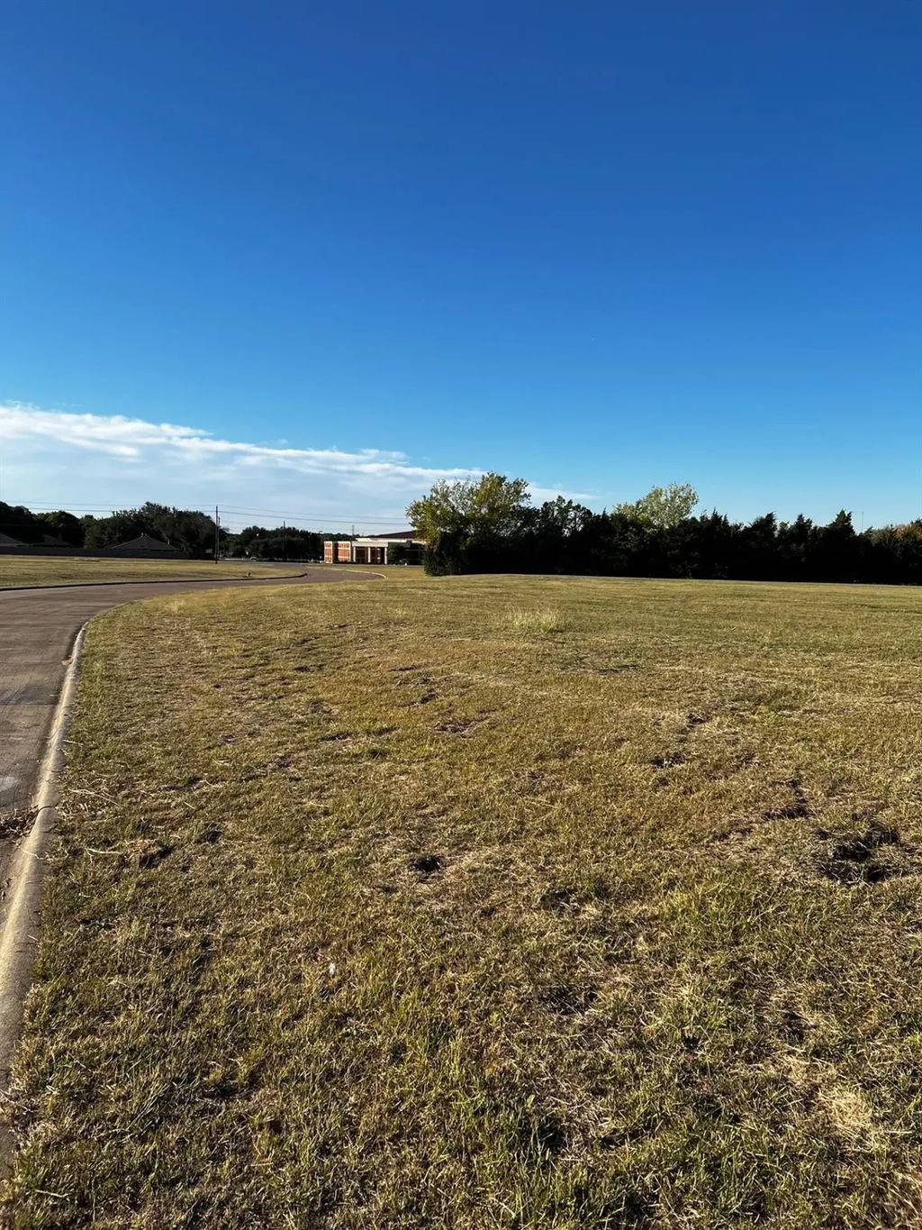 601 W Wintergreen Road, DeSoto