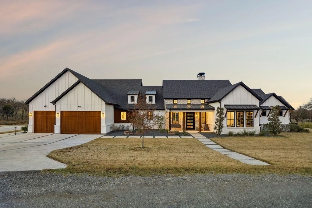 2577 Lone Star Road, Celina