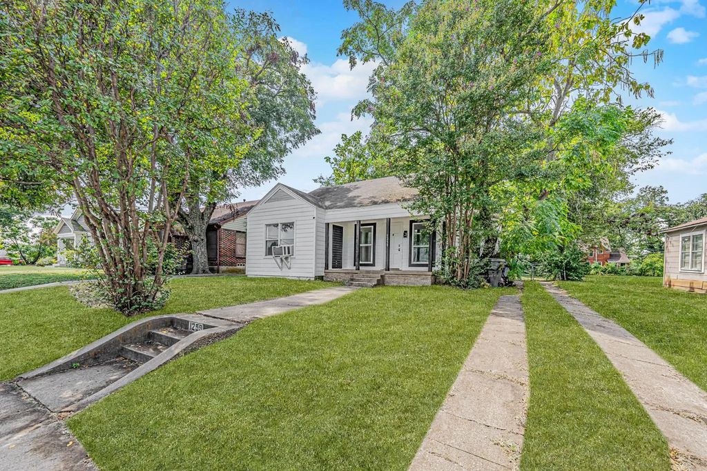 1259 Fernwood Avenue, Dallas
