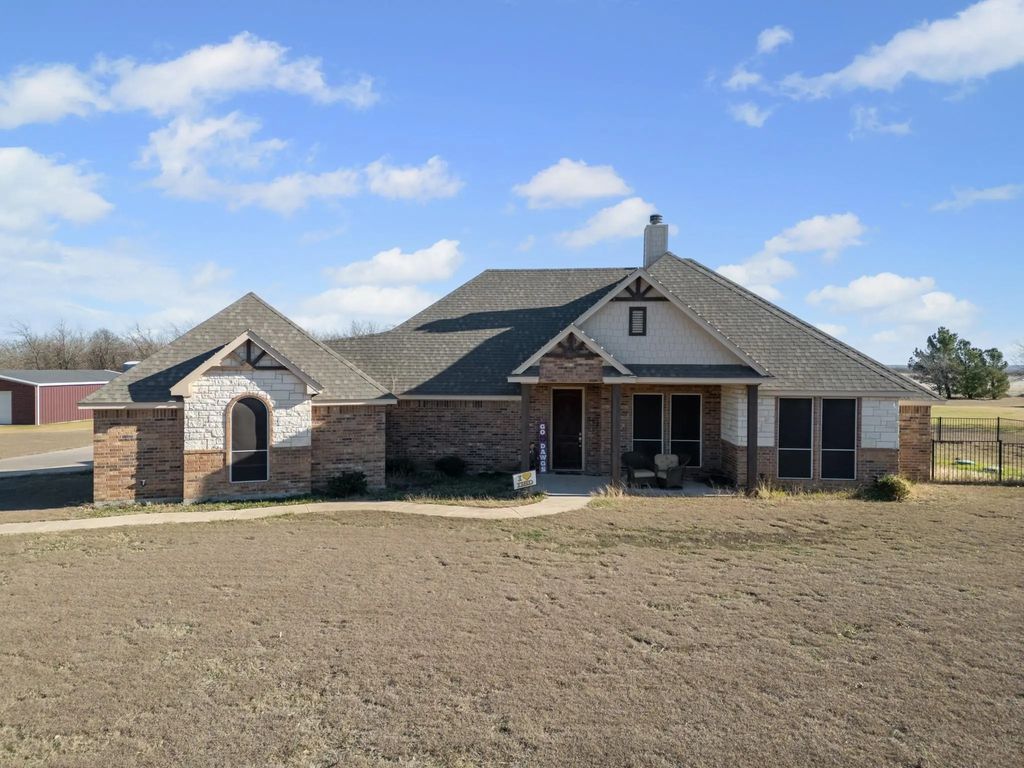 184 Angus Court, Itasca