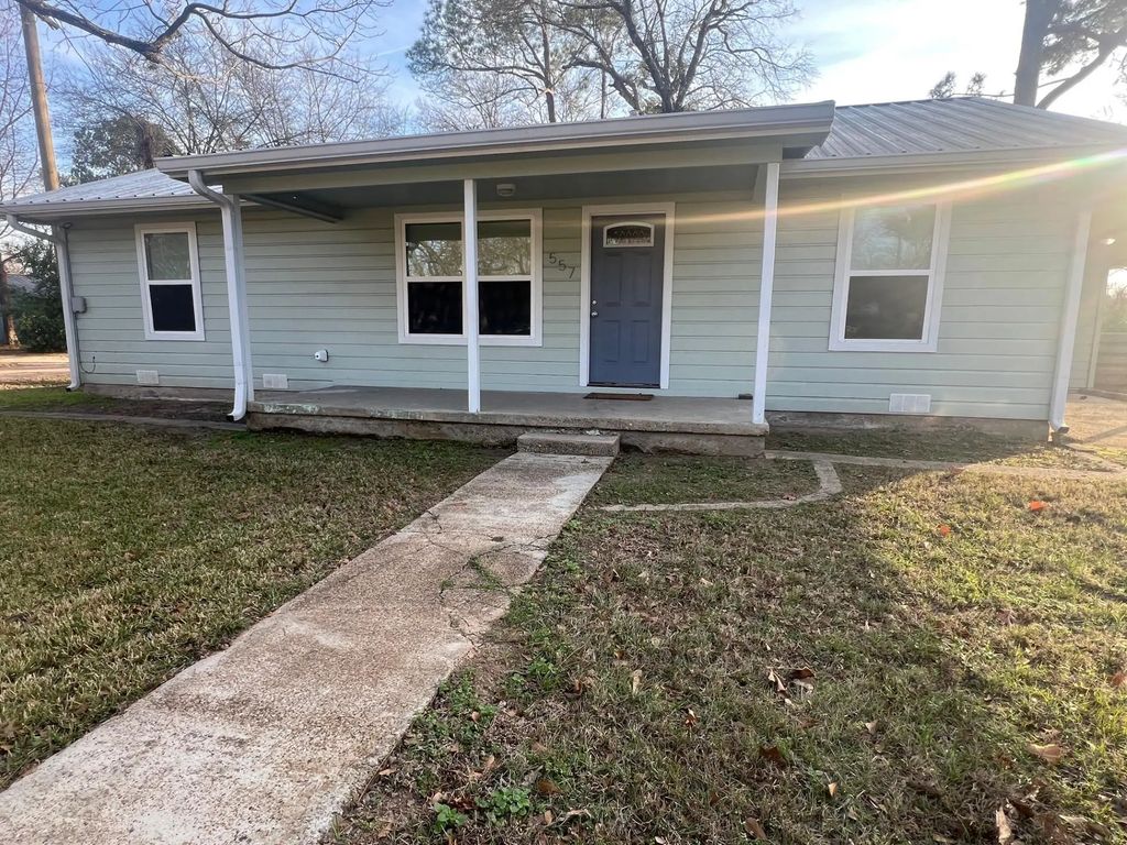 557 E Elm Street, Canton