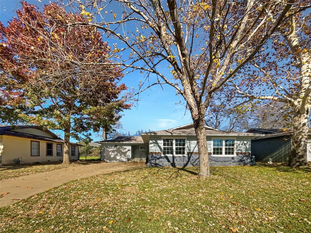 6132 Sundown Drive, Fort Worth