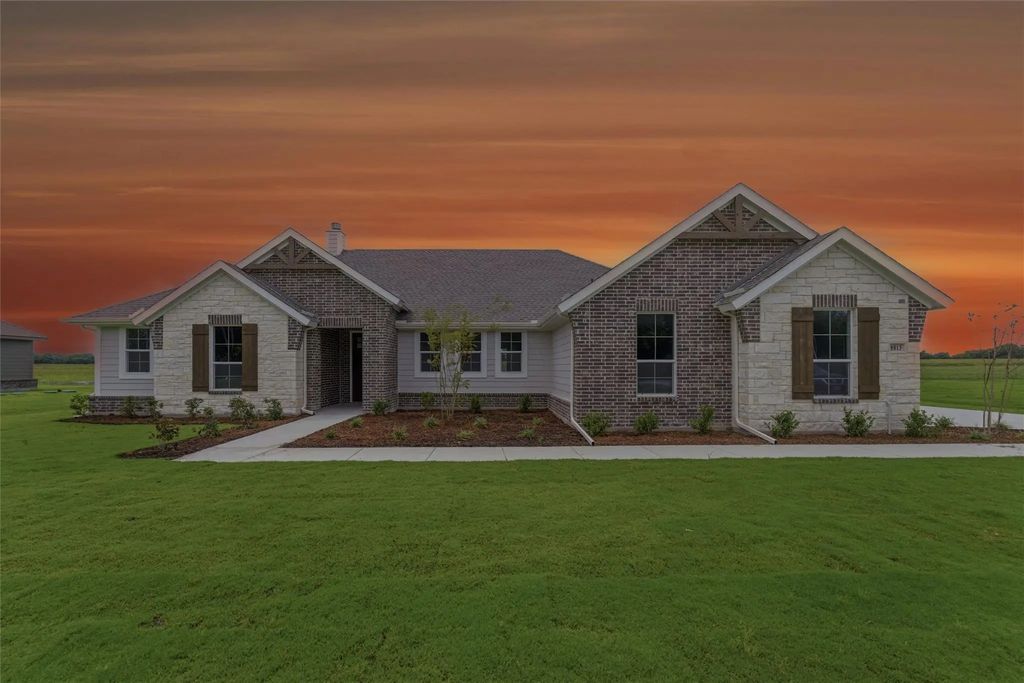 8813 County Road 623, Blue Ridge