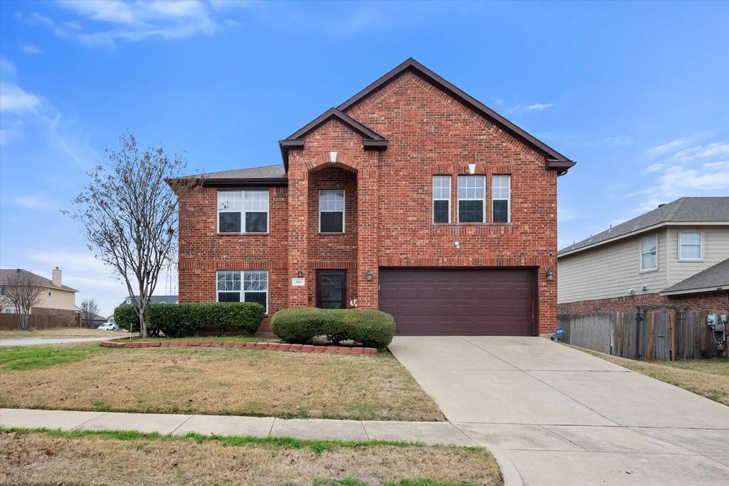 301 Heritage Drive, Crowley