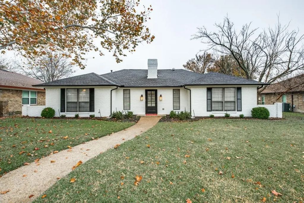 3204 Kingsbridge Drive, Plano