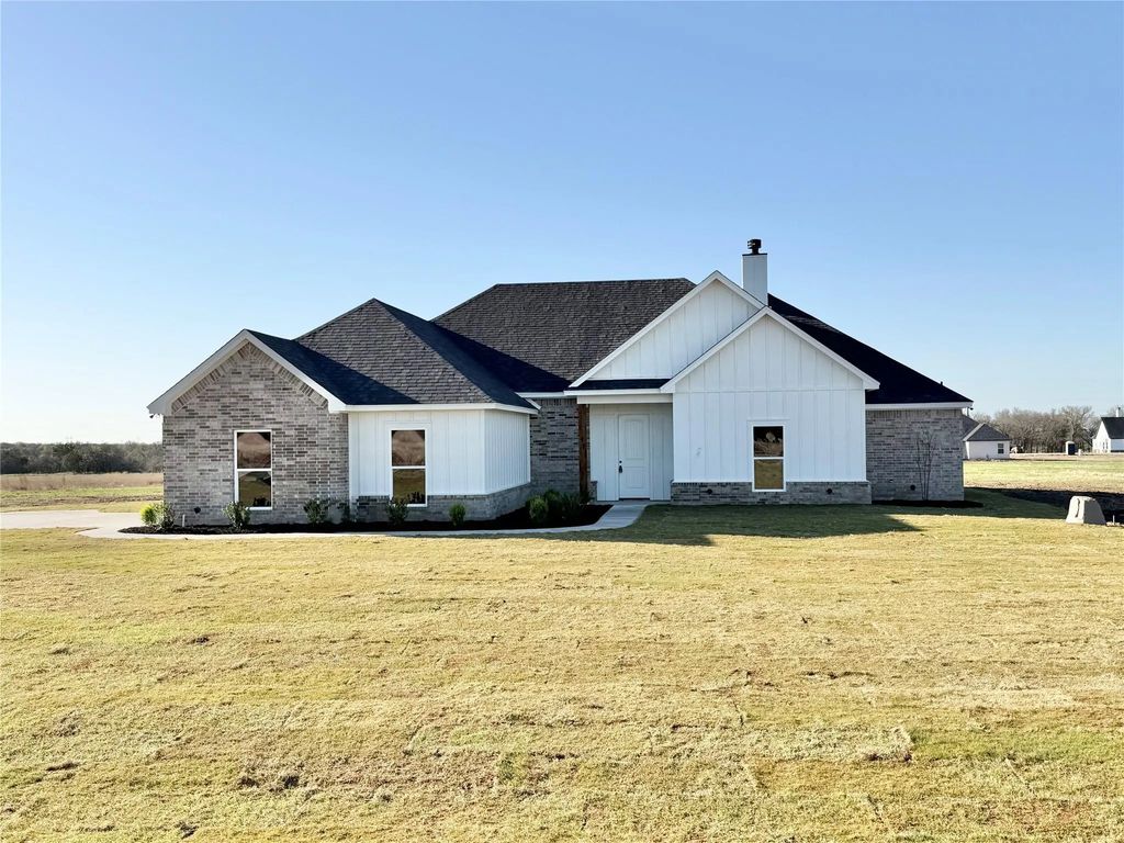 2008 Collin Street, Weatherford