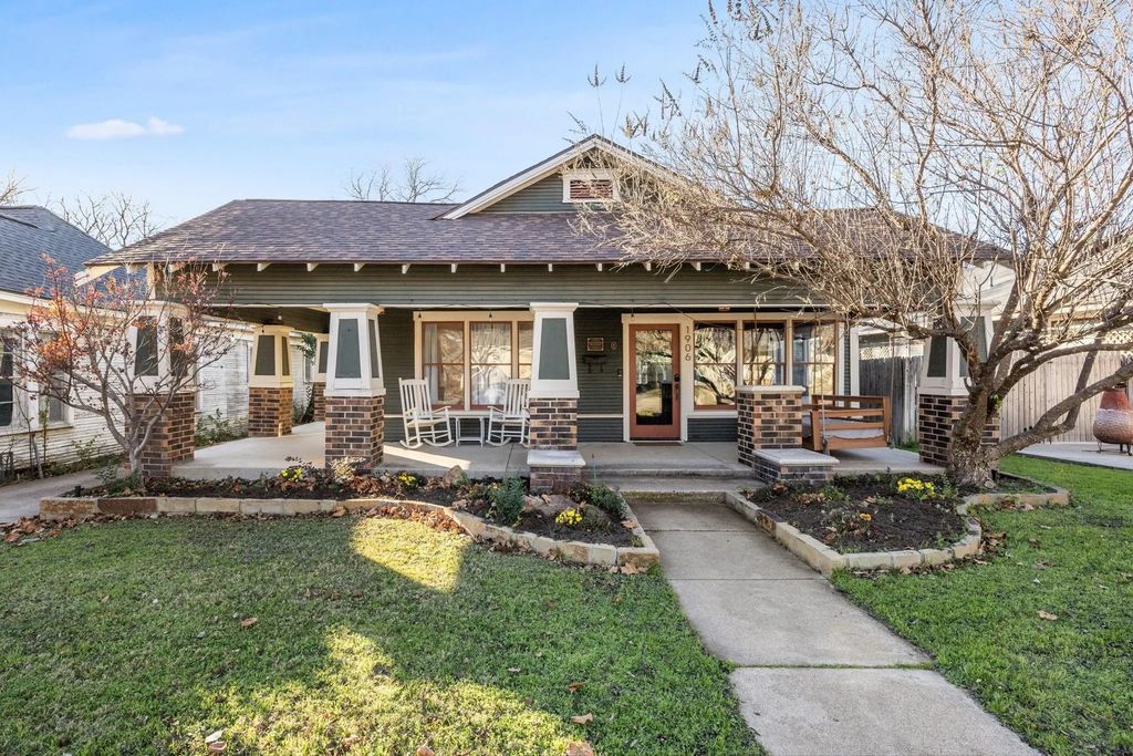 1906 S Henderson Street, Fort Worth