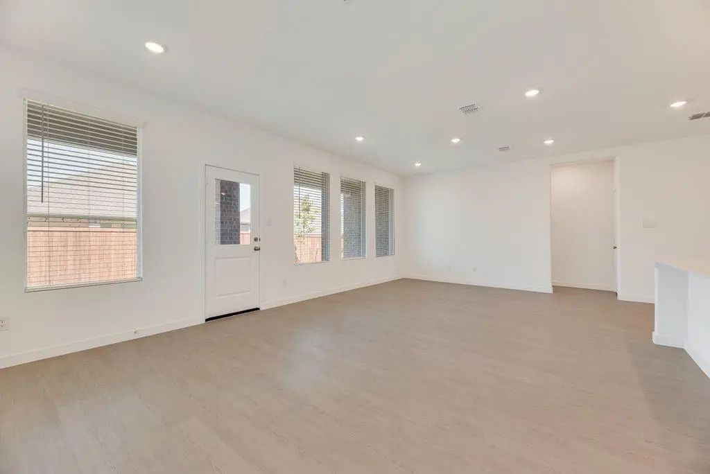 2206 Starstuck Court, Crandall