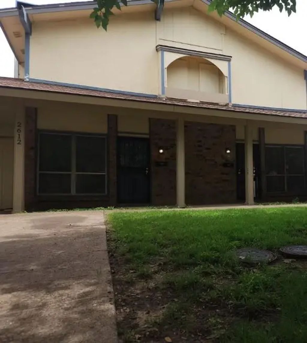 2612 Santa Barbara Drive, Grand Prairie