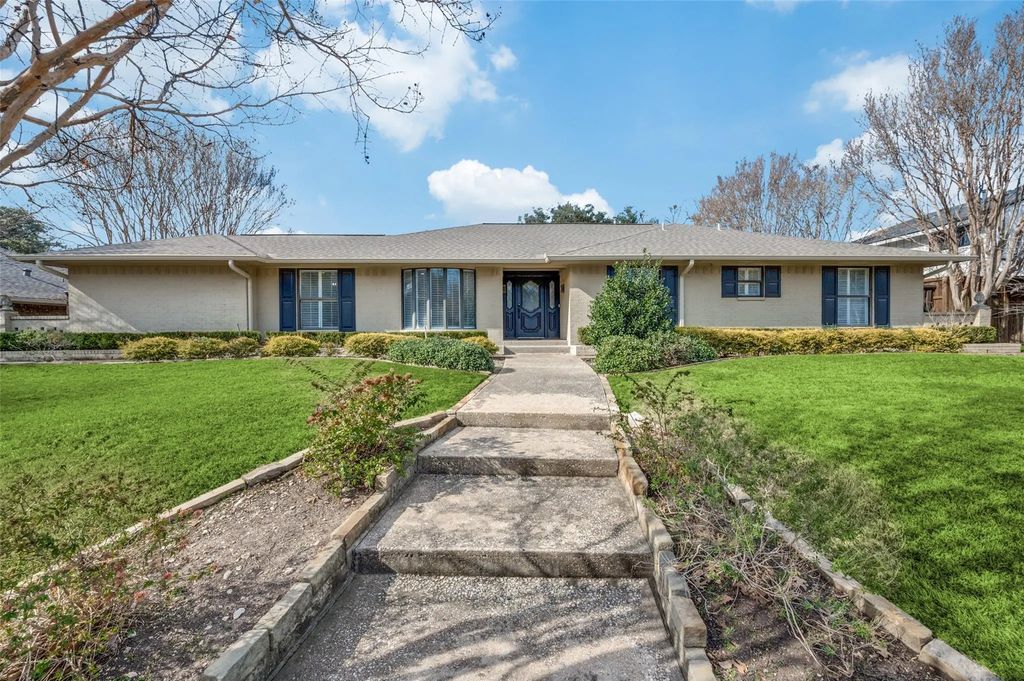 3709 Peter Pan Drive, Dallas