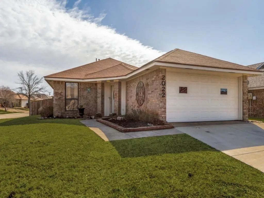 2022 Gallante Drive, Carrollton