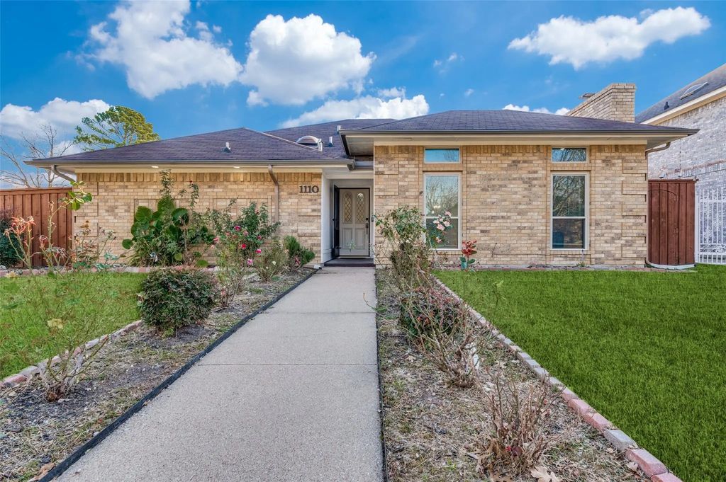 1110 Capitol Court, Irving