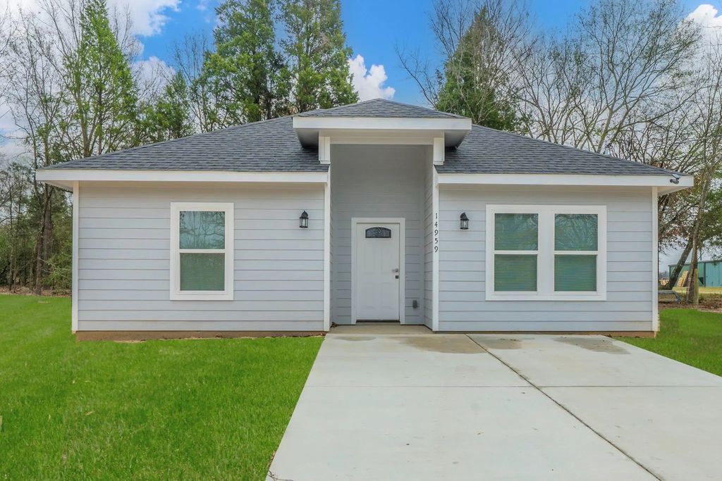 14959 Paladin Road, Log Cabin