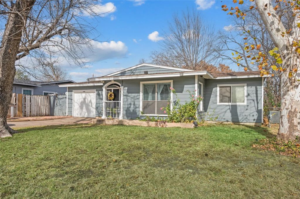 2105 Cloverdale Street, Arlington