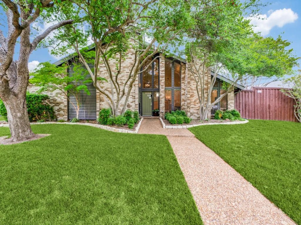 4131 Bretton Bay Lane, Dallas