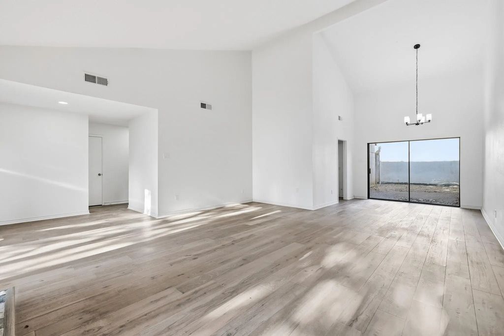 9611 Orchard Hill, Dallas