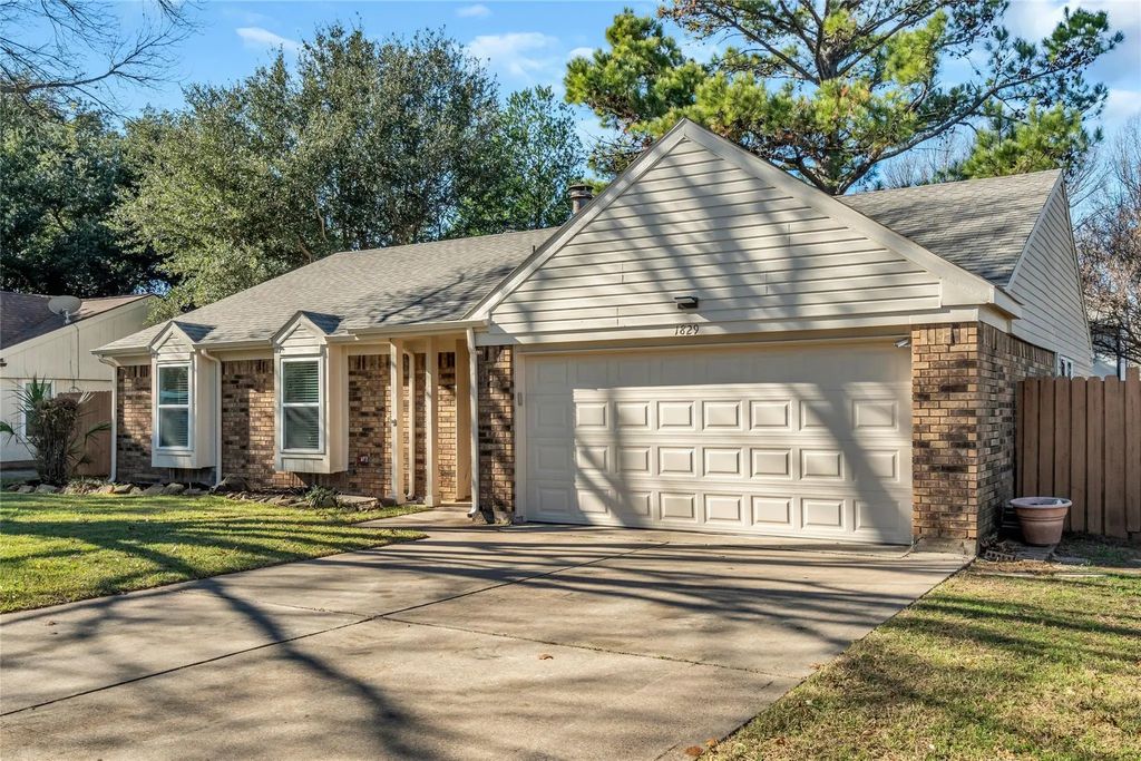 1829 Teton Drive, Grapevine