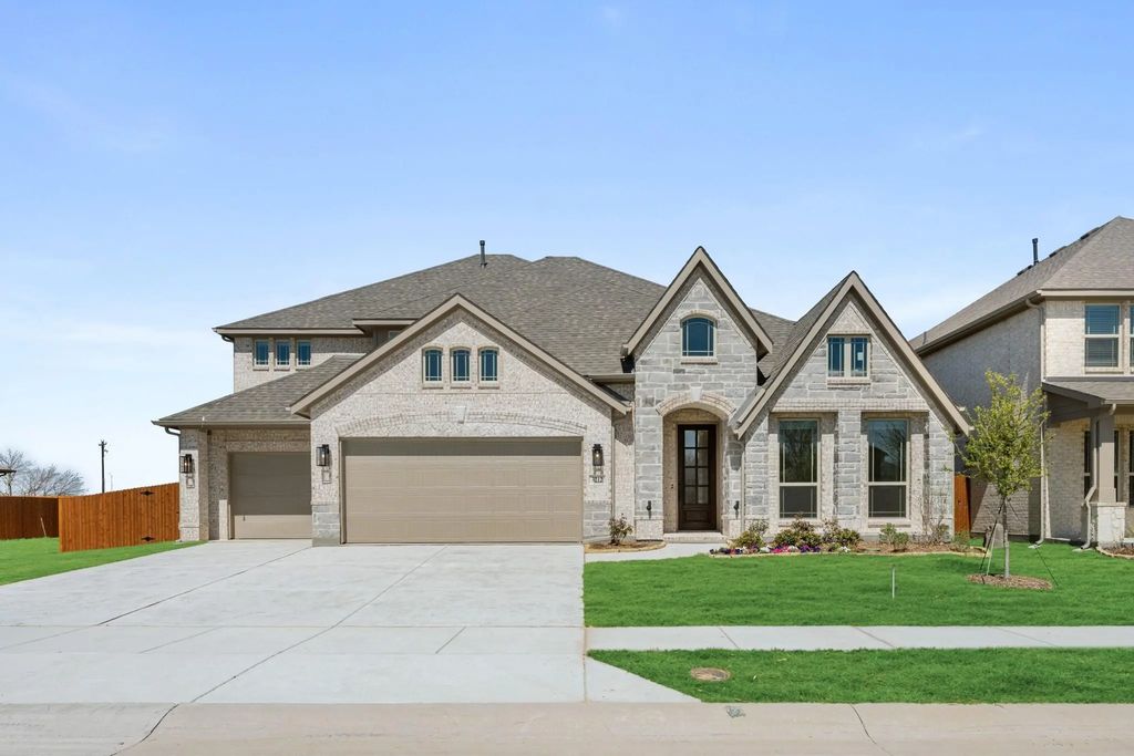 3212 Emerald Trace Drive, Denton