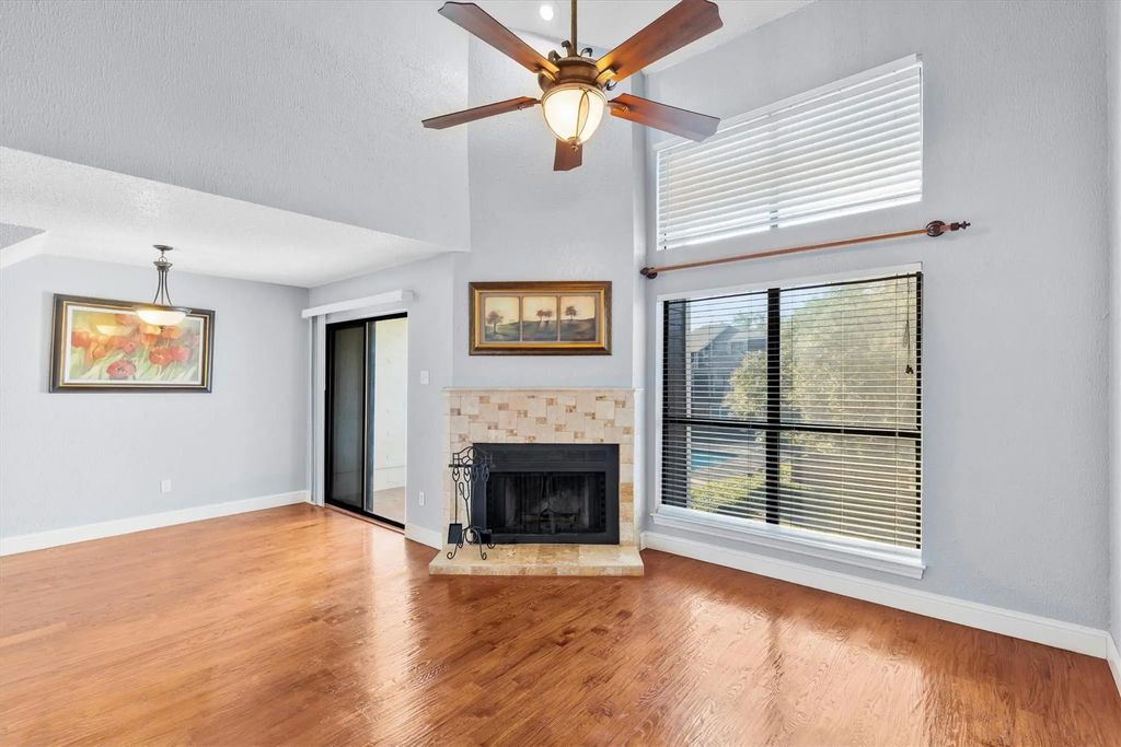 5840 Spring Valley Road 912, Dallas