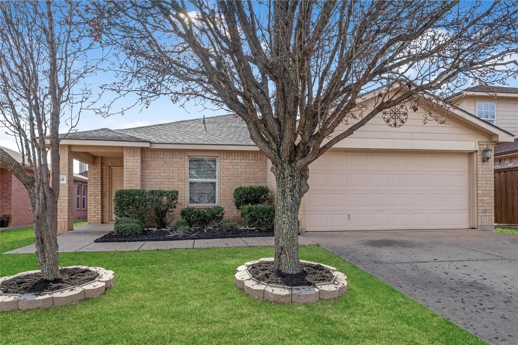 4120 Mantis Street, Fort Worth