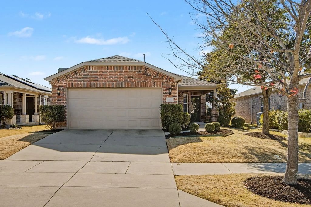 207 Mariposa Lane, Frisco