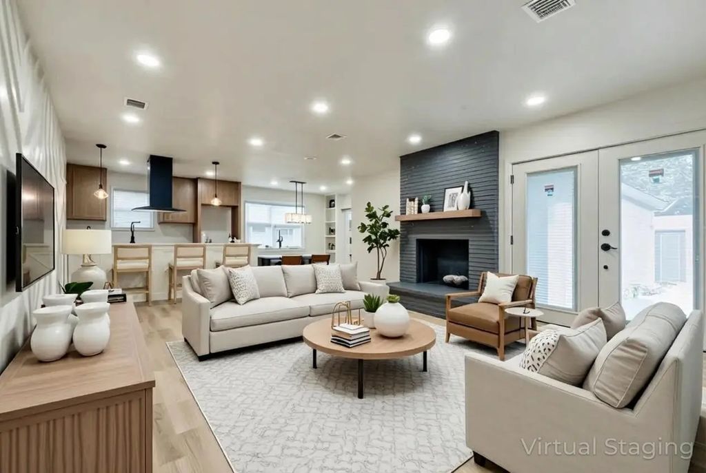 5323 Blaney Way, Dallas