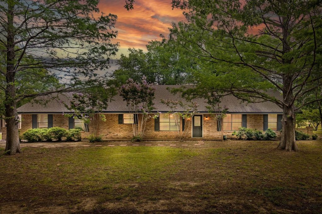 3711 Fm 513 S, Lone Oak