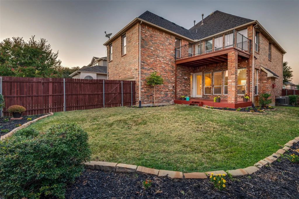 3604 University Park Lane, Irving