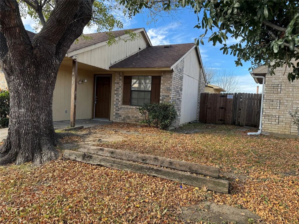 2408 Limestone Drive, Arlington