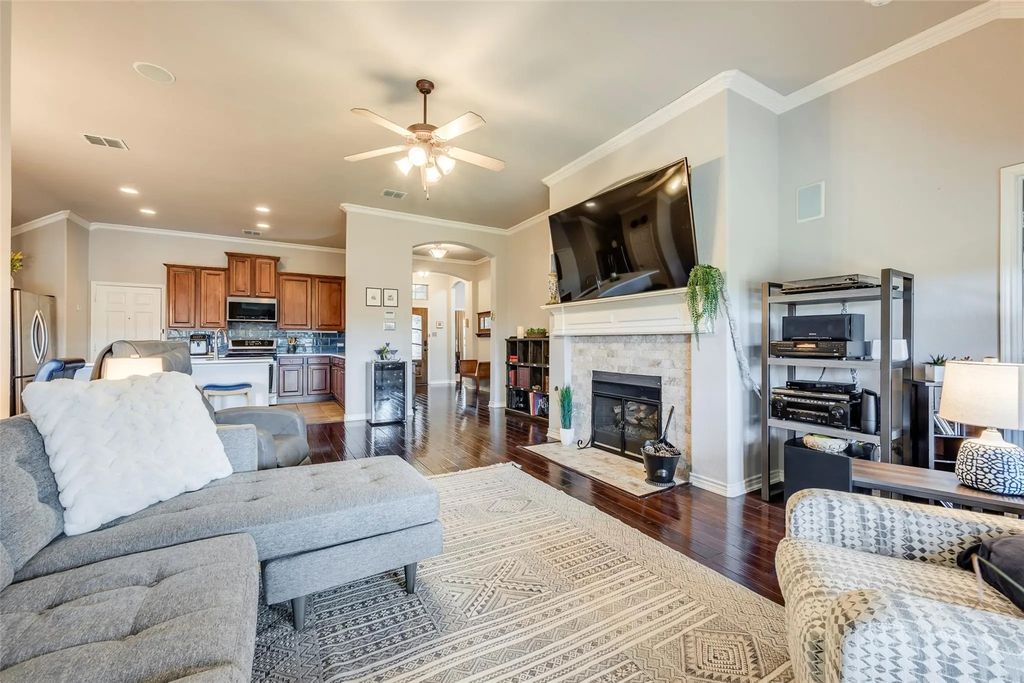 15625 Gatehouse Drive, Fort Worth