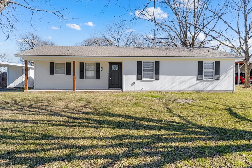 1312 Crow Drive, Waco