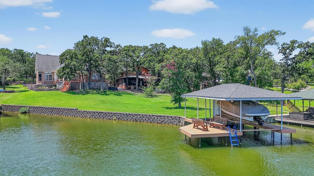 214 Kiowa Drive E, Lake Kiowa