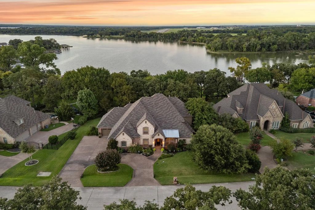 5808 Lakeside Drive, Fort Worth