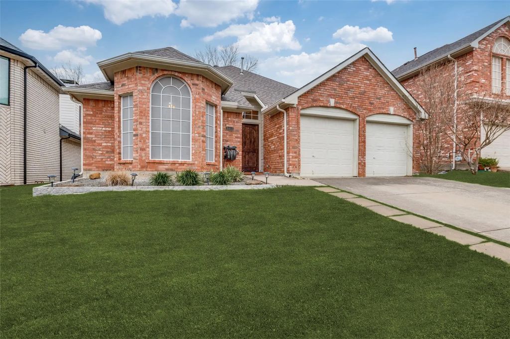 3810 Antioch Circle, Carrollton
