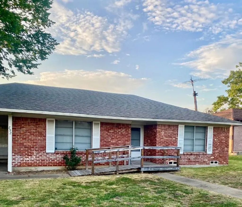 292 W Van Alstyne Parkway, Van Alstyne