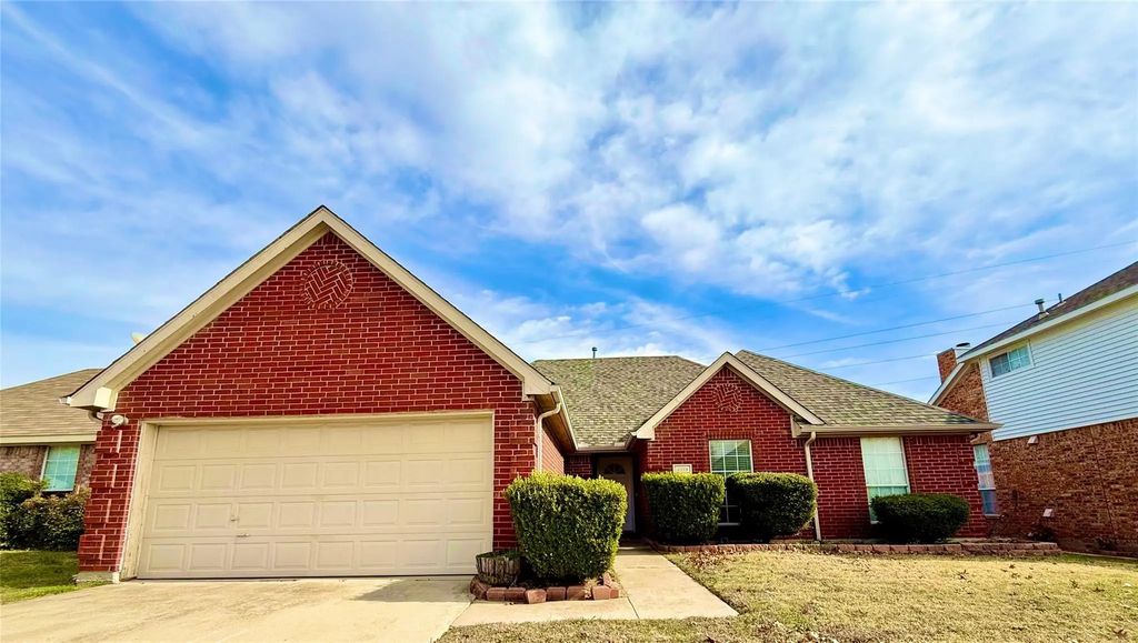 2324 Treyburn Court, Plano