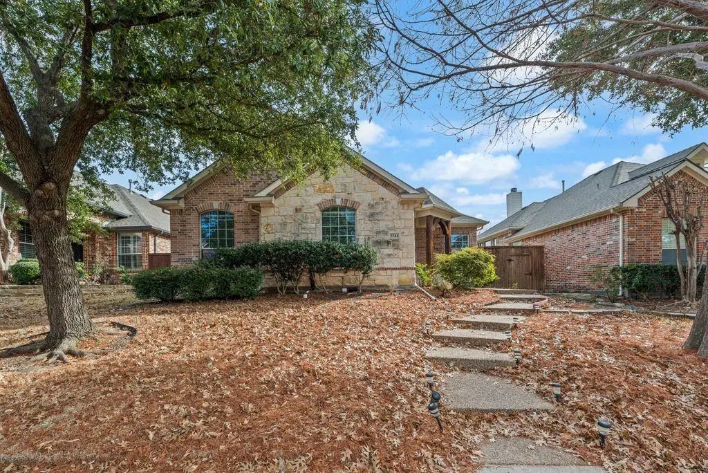 5544 Hidden Creek Lane, Frisco