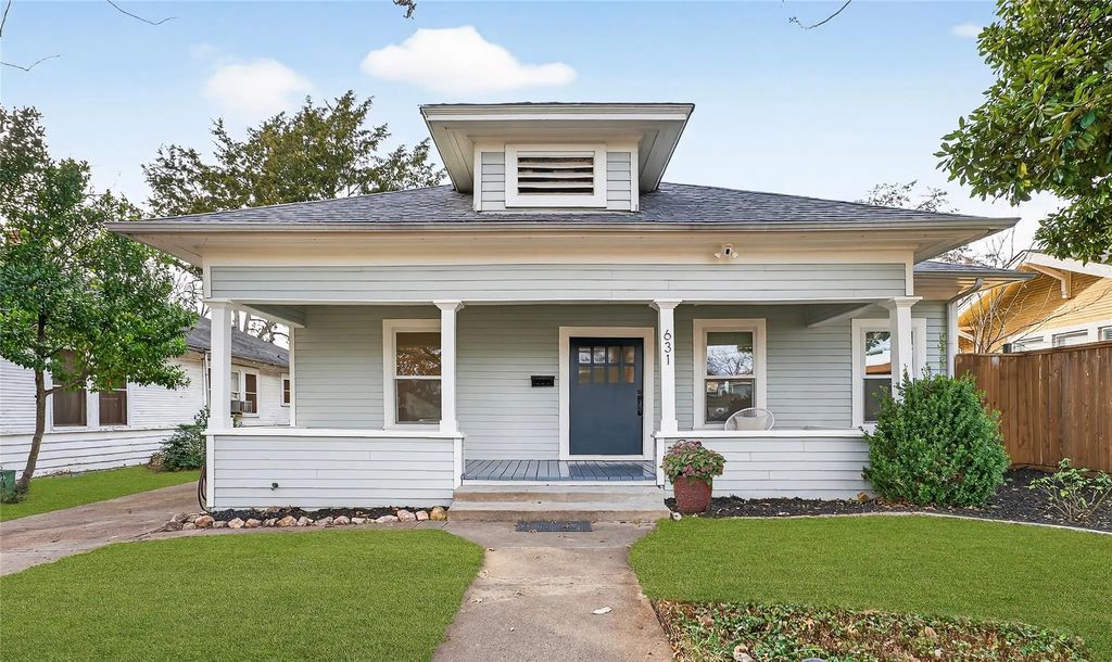 631 N Winnetka Avenue, Dallas