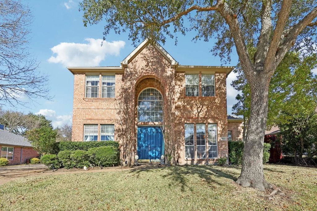 2822 Rosewood Boulevard, McKinney