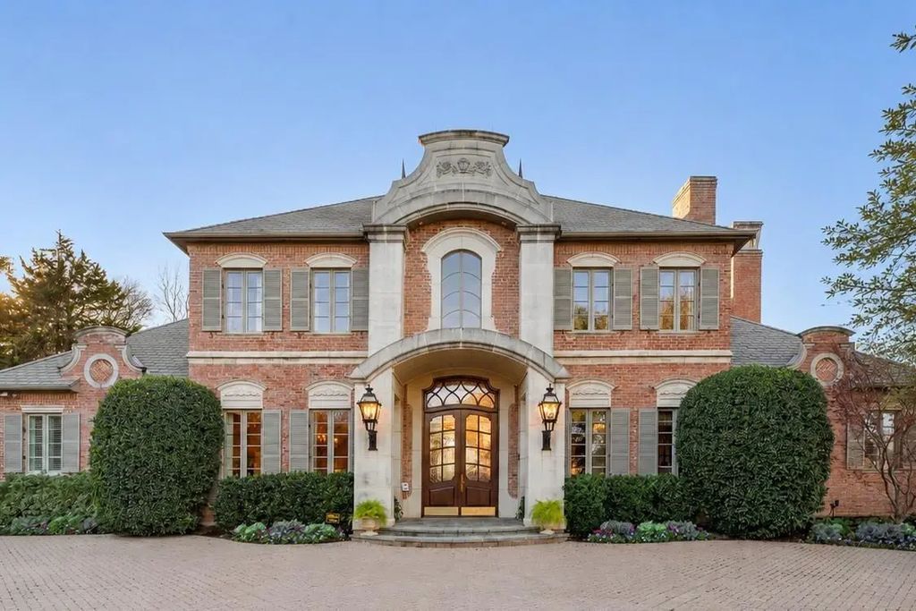 3004 W Shadow Drive, Arlington