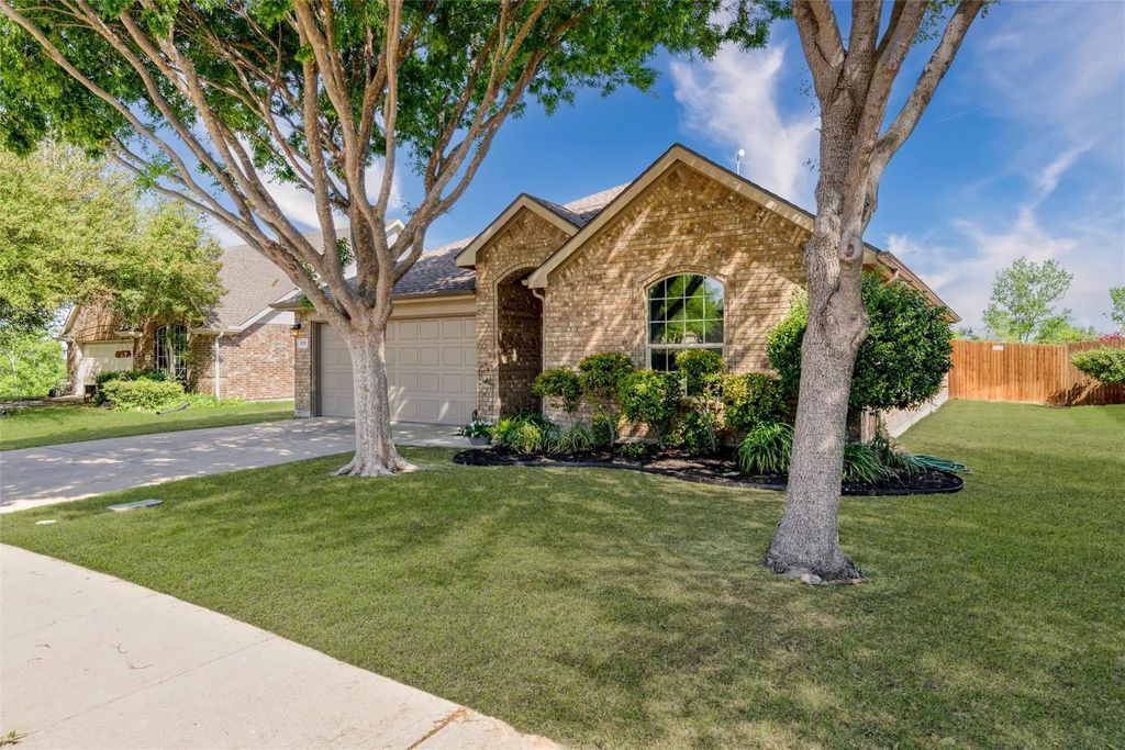 975 Crockett Drive, Lavon