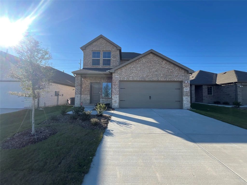 545 Epiphany Lane, Lavon