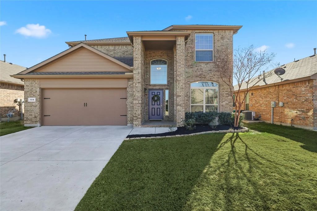 109 Red Fox Lane, Denton