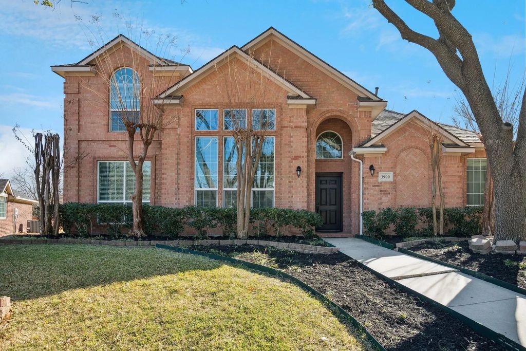 3900 Montrose Drive, Plano